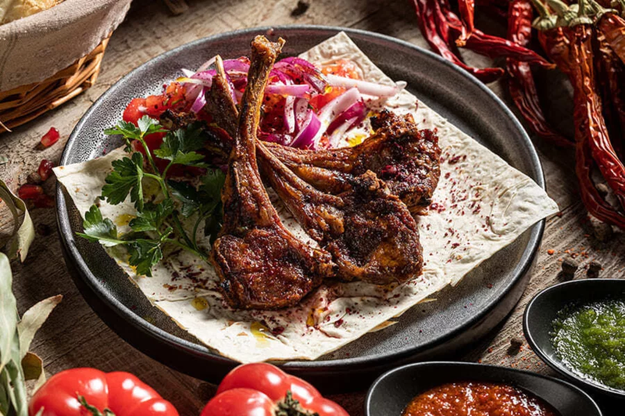 Интерьер/Экстерьер/Банкетная зона/Бар/Стол для двоих/Вход/Главный зал/Lounge зона ресторан Pro. Хинкали фото