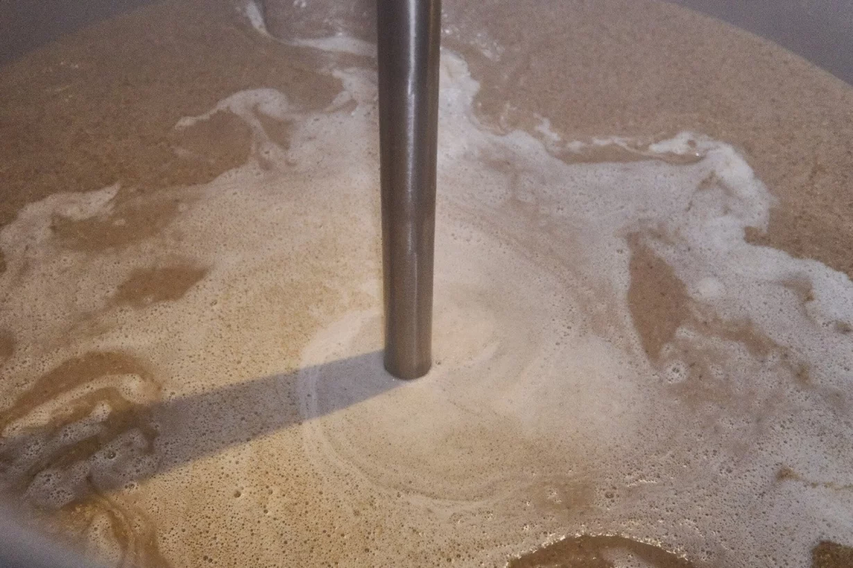 Интерьер/Экстерьер/Банкетная зона/Бар/Стол для двоих/Вход/Главный зал/Lounge зона бар Pivzavod77 фото