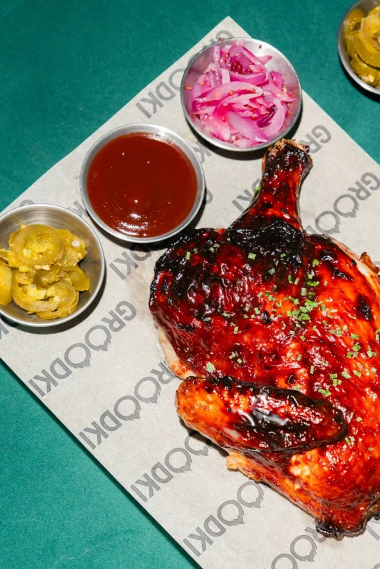 Интерьер/Экстерьер/Банкетная зона/Бар/Стол для двоих/Вход/Главный зал/Lounge зона бар Groodki фото