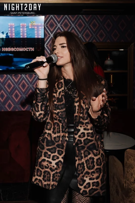 Интерьер/Экстерьер/Банкетная зона/Бар/Стол для двоих/Вход/Главный зал/Lounge зона клуб Project фото