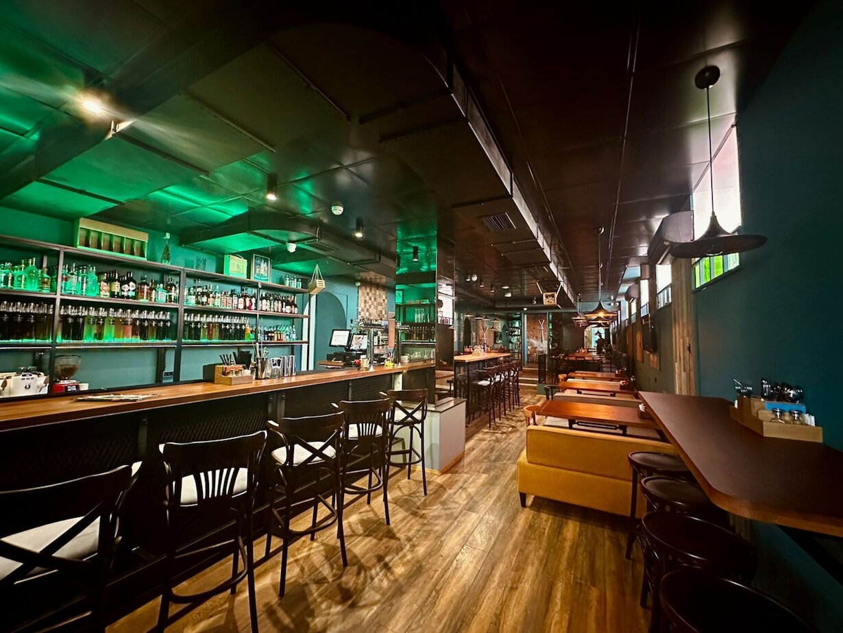 Моншада шашы бар Моншада шашы бар