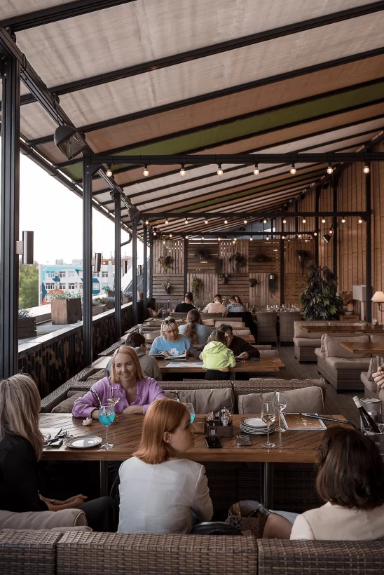 Летняя терраса Чайхана Пахвала