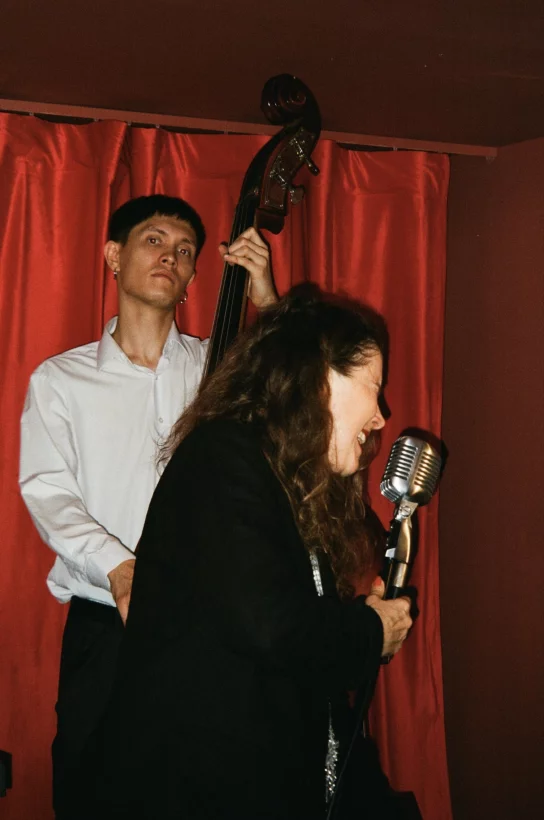 Интерьер/Экстерьер/Банкетная зона/Бар/Стол для двоих/Вход/Главный зал/Lounge зона бар Nomer фото