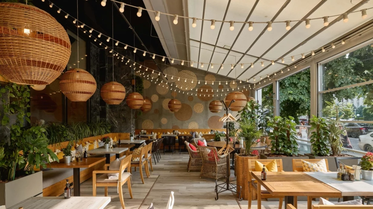 Интерьер/Экстерьер/Банкетная зона/Бар/Стол для двоих/Вход/Главный зал/Lounge зона ресторан Сыроварня фото