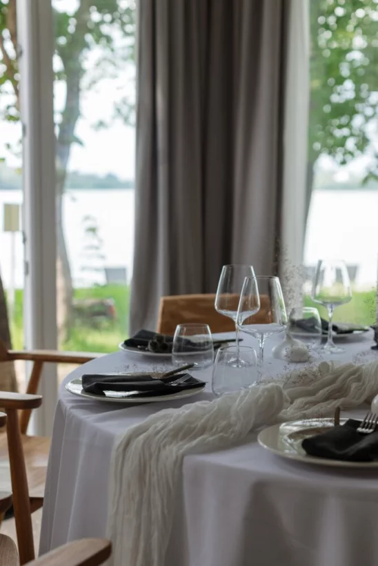 Интерьер/Экстерьер/Банкетная зона/Бар/Стол для двоих/Вход/Главный зал/Lounge зона ресторан Берег желаний фото