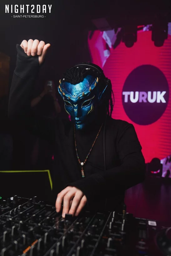 Интерьер/Экстерьер/Банкетная зона/Бар/Стол для двоих/Вход/Главный зал/Lounge зона клуб Project фото