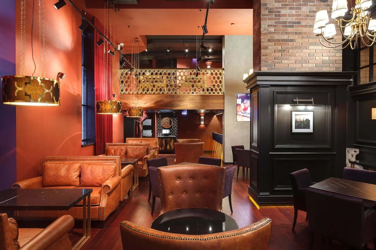 Интерьер/Экстерьер/Банкетная зона/Бар/Стол для двоих/Вход/Главный зал/Lounge зона бар Wine Story фото