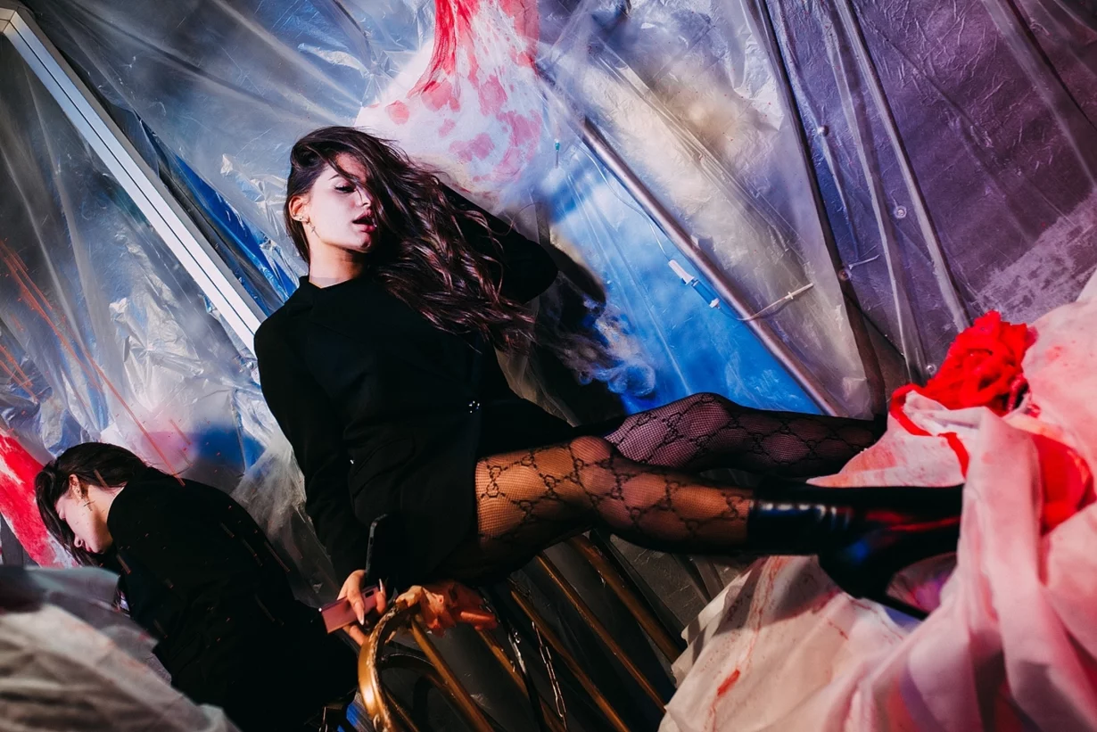 Интерьер/Экстерьер/Банкетная зона/Бар/Стол для двоих/Вход/Главный зал/Lounge зона клуб Синий Nebar фото