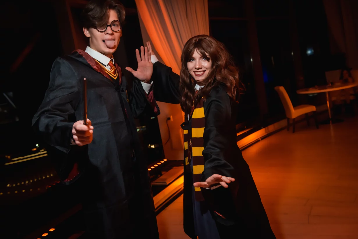 Интерьер/Экстерьер/Банкетная зона/Бар/Стол для двоих/Вход/Главный зал/Lounge зона ресторан Пространство 360 фото