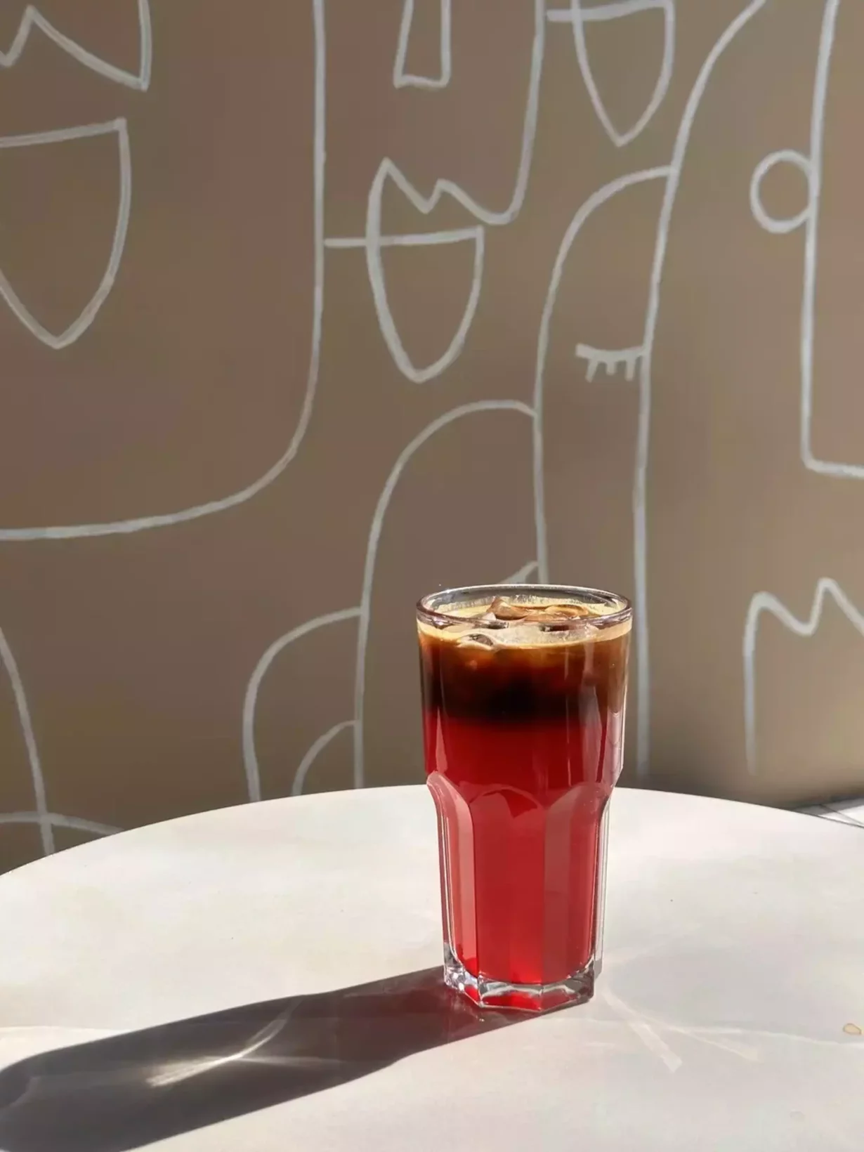 Интерьер/Экстерьер/Банкетная зона/Бар/Стол для двоих/Вход/Главный зал/Lounge зона кофейня Зацепи кофе фото