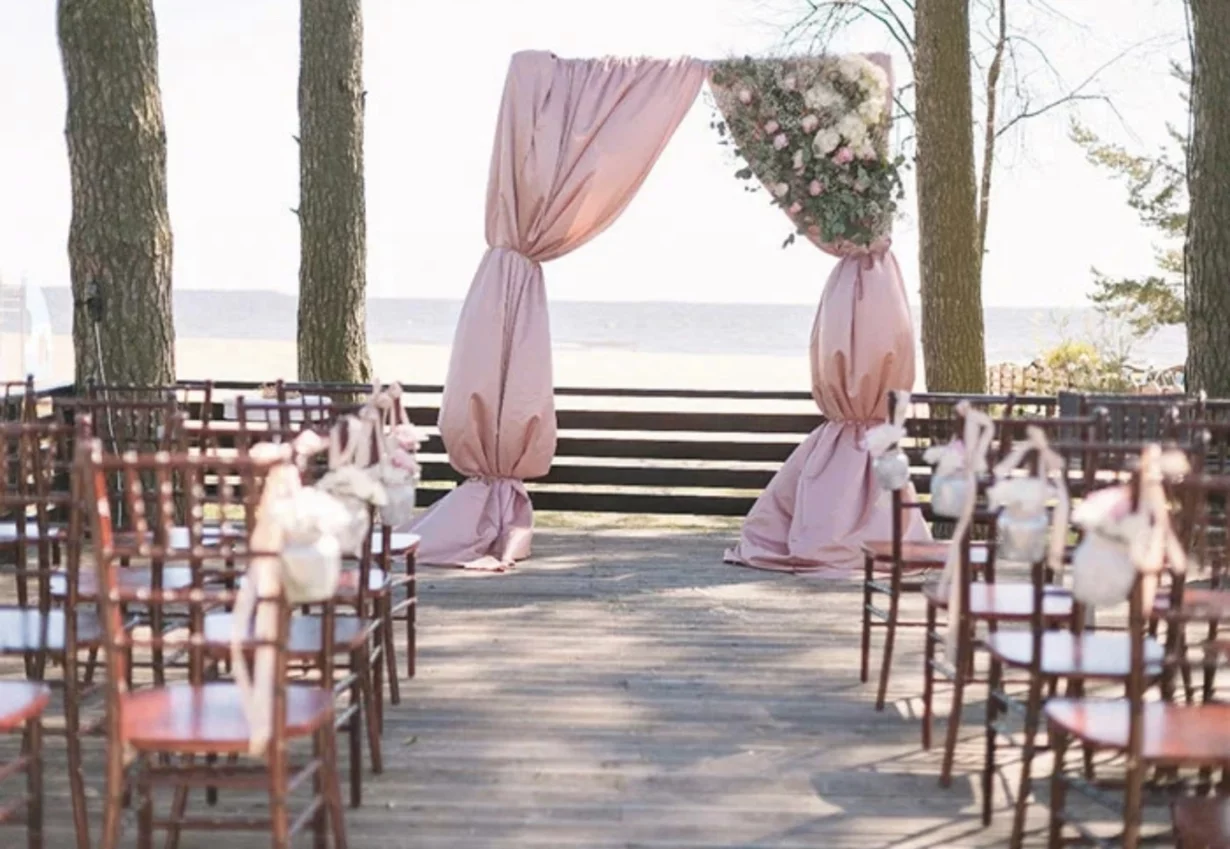 Интерьер/Экстерьер/Банкетная зона/Бар/Стол для двоих/Вход/Главный зал/Lounge зона банкетный зал Runo фото