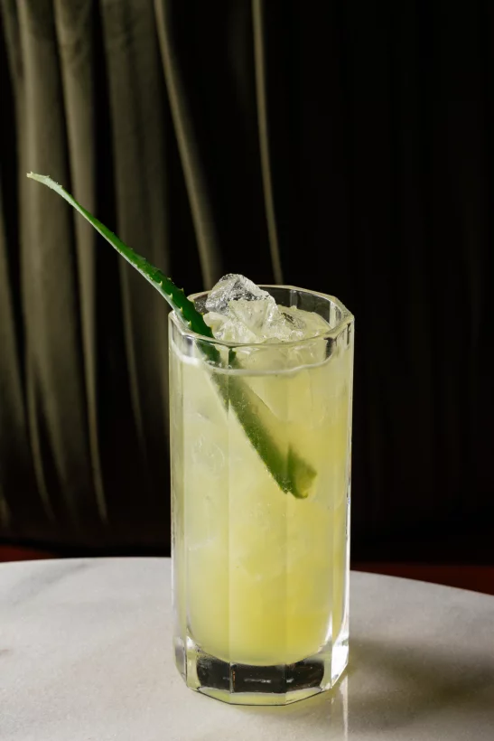 Интерьер/Экстерьер/Банкетная зона/Бар/Стол для двоих/Вход/Главный зал/Lounge зона ресторан Pádre Khinkali фото