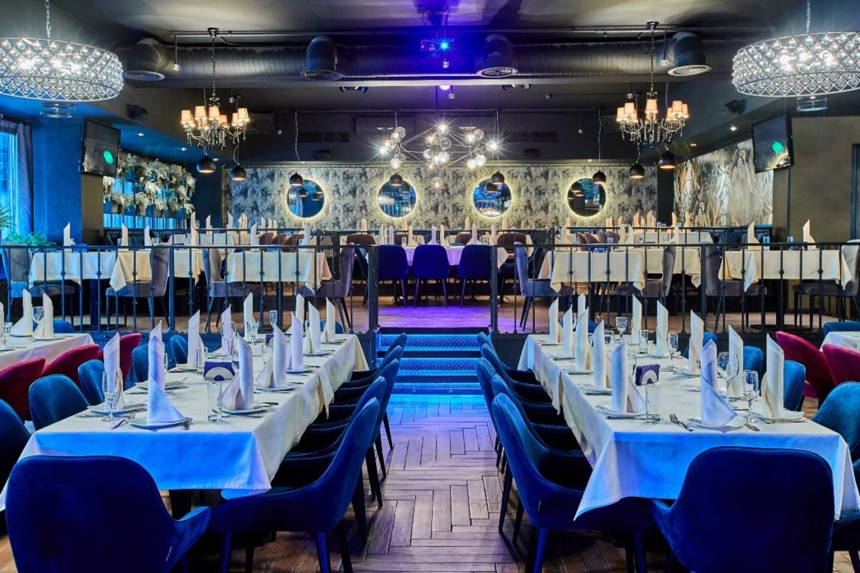 Большой зал Мариус