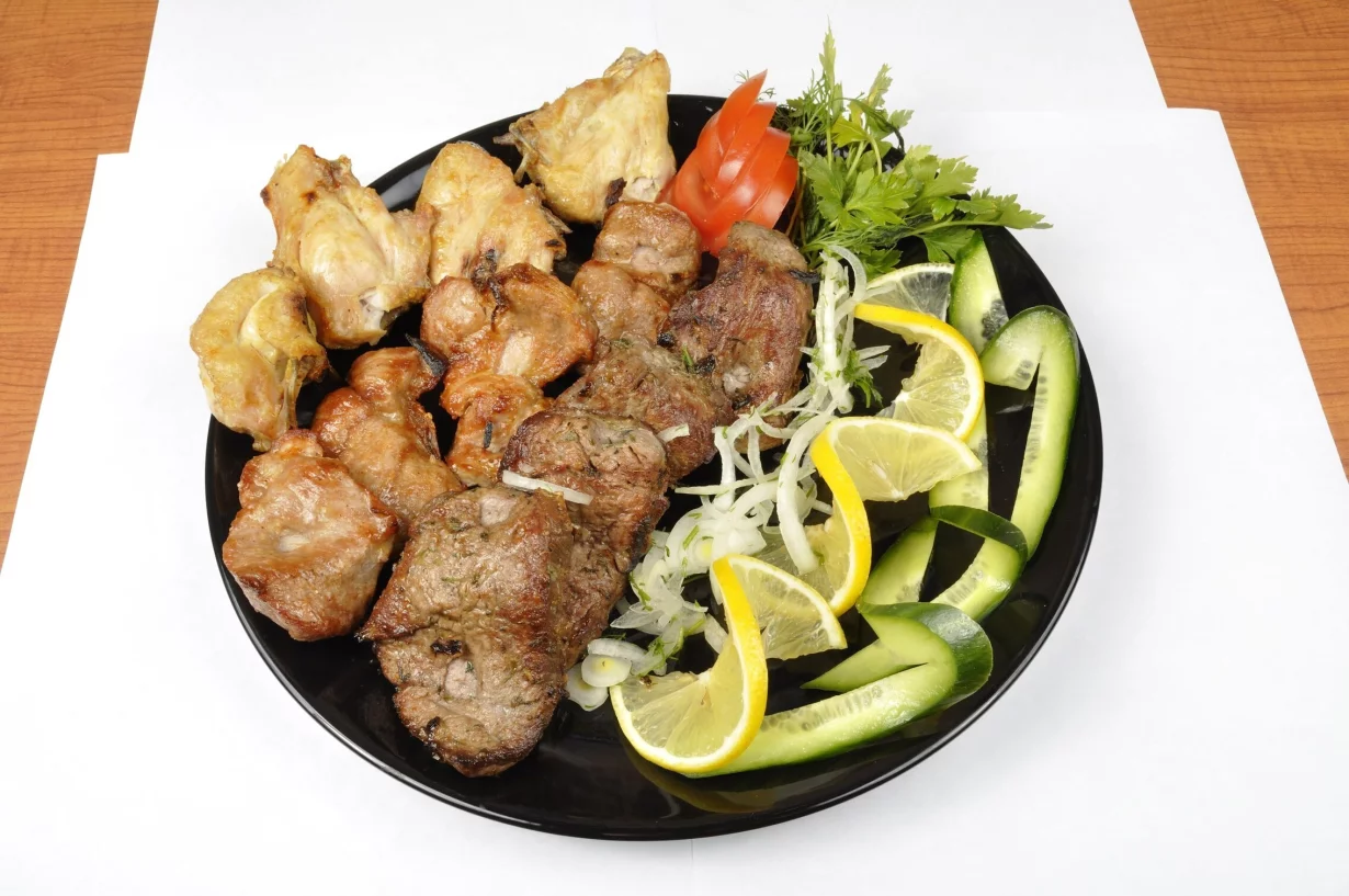 Интерьер/Экстерьер/Банкетная зона/Бар/Стол для двоих/Вход/Главный зал/Lounge зона фастфуд Турецкий тандыр фото