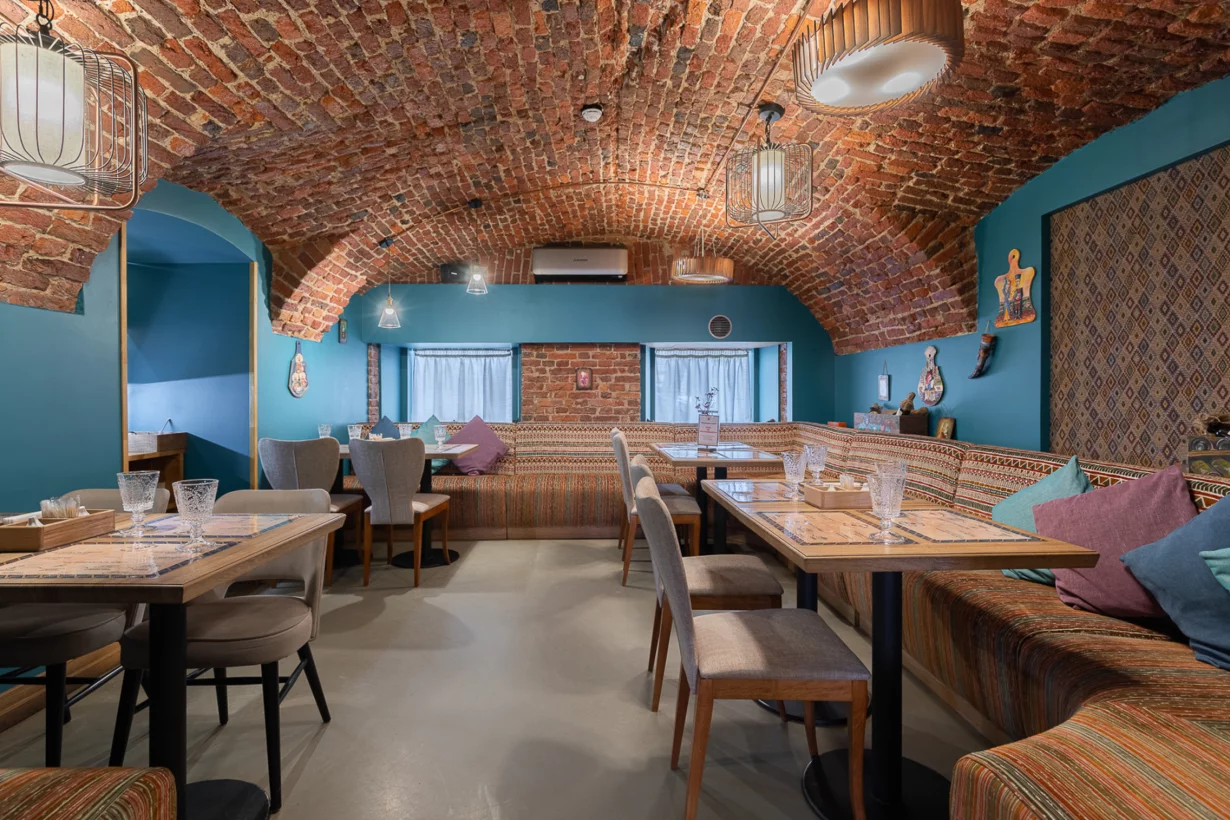 Малый зал ДеДа Хинкали