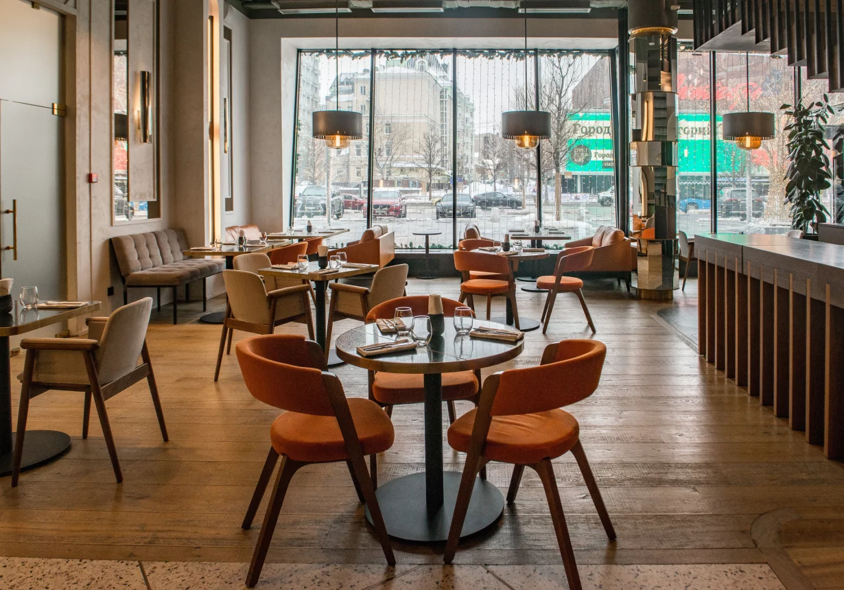 Интерьер/Экстерьер/Банкетная зона/Бар/Стол для двоих/Вход/Главный зал/Lounge зона ресторанный комплекс Olimpbet Lounge фото