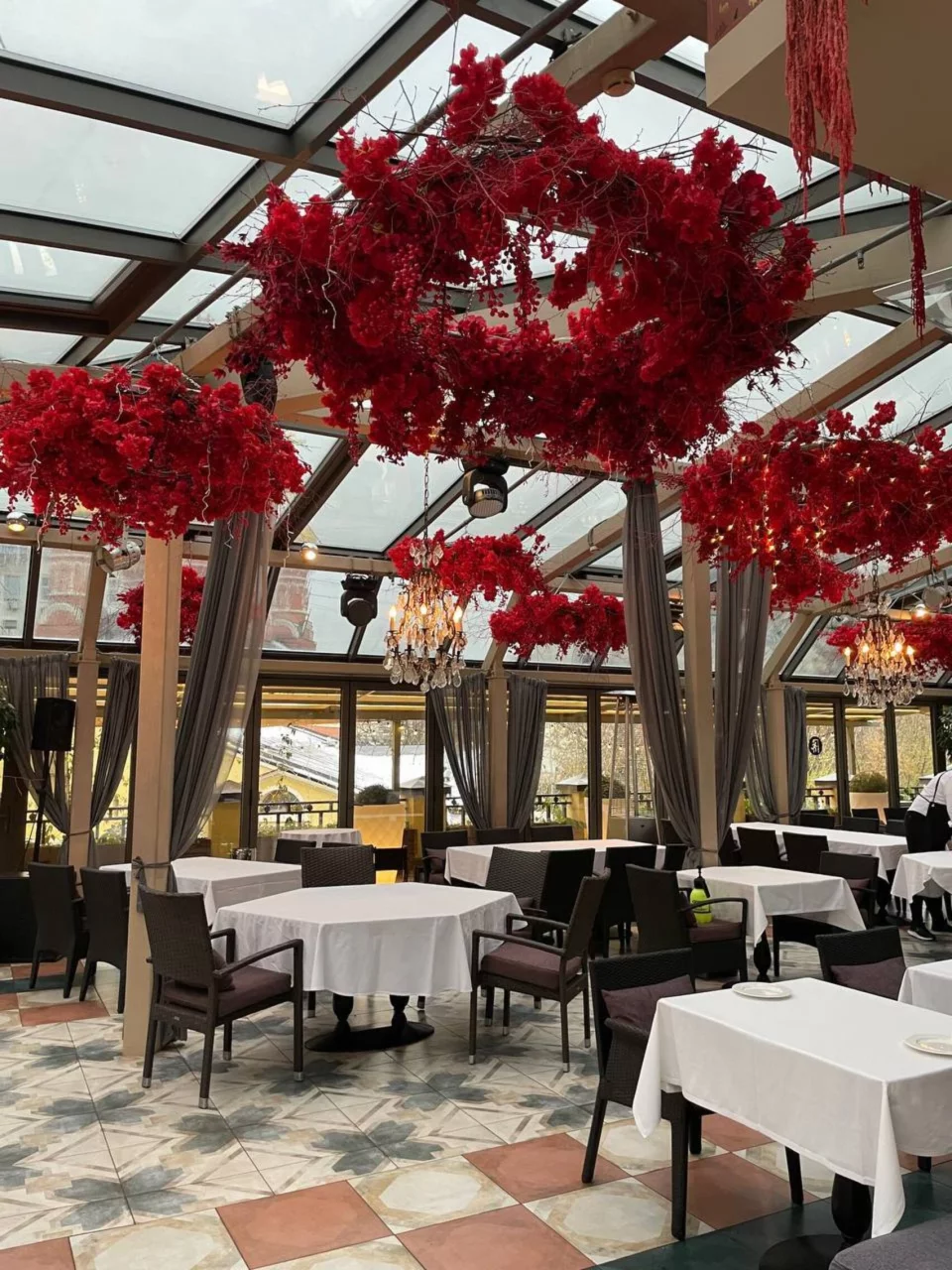 Интерьер/Экстерьер/Банкетная зона/Бар/Стол для двоих/Вход/Главный зал/Lounge зона ресторан Бабель фото