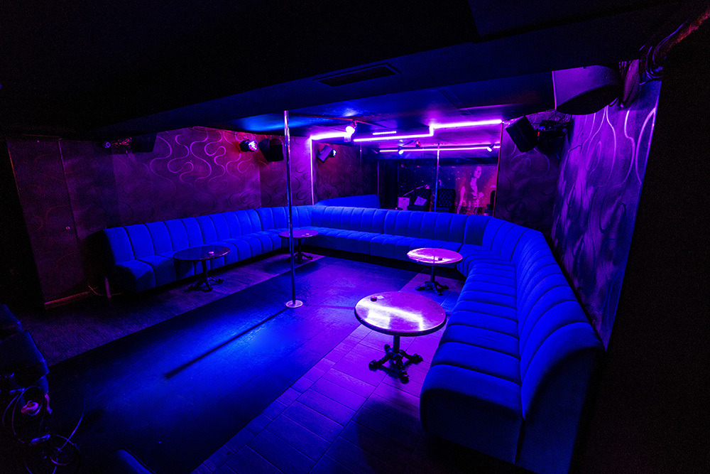 закрытые клубы питера. ночной клуб папанин санкт-петербург. закрытые клубы питера. стрип бар спб. ресторан папанин.