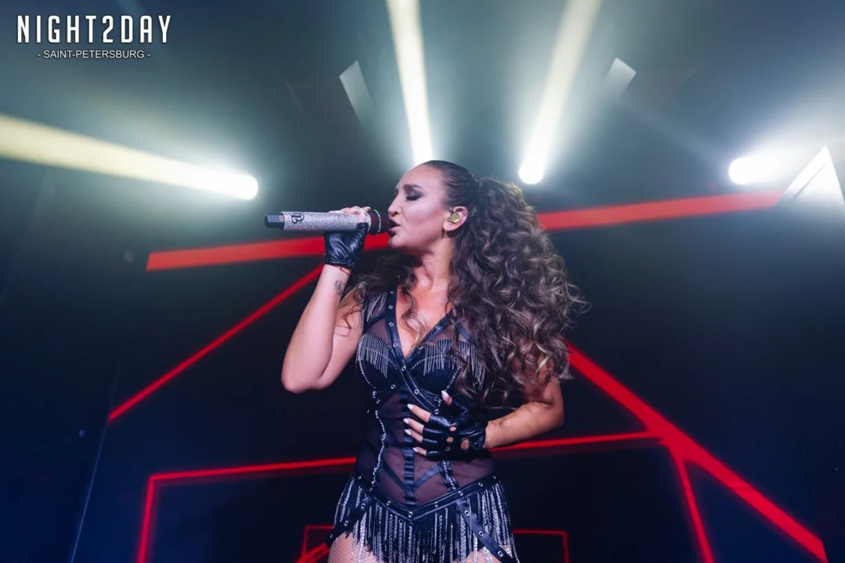 Интерьер/Экстерьер/Банкетная зона/Бар/Стол для двоих/Вход/Главный зал/Lounge зона клуб Project фото