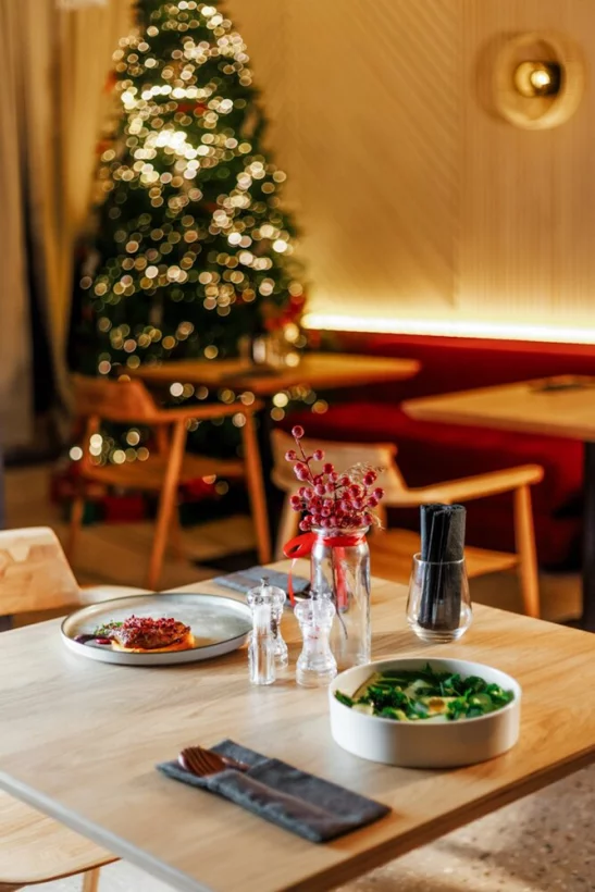 Интерьер/Экстерьер/Банкетная зона/Бар/Стол для двоих/Вход/Главный зал/Lounge зона ресторан Берег желаний фото