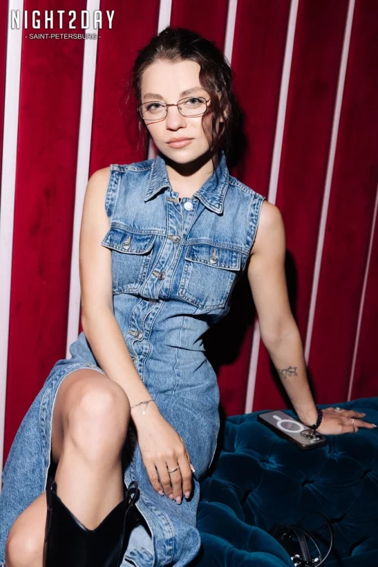 Интерьер/Экстерьер/Банкетная зона/Бар/Стол для двоих/Вход/Главный зал/Lounge зона клуб Project фото