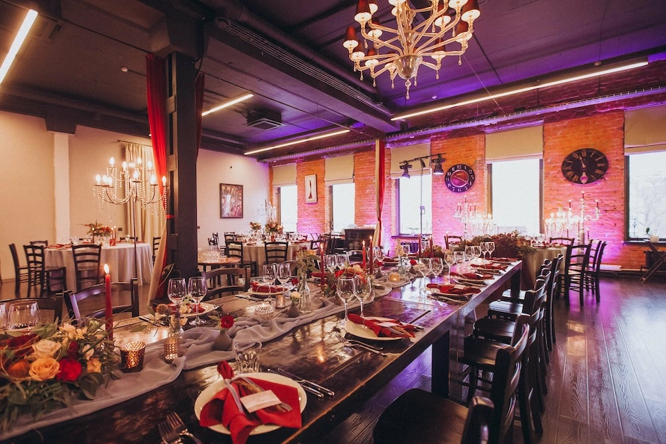 банкетный зал Октябрь Event Hall Фото 1: меню