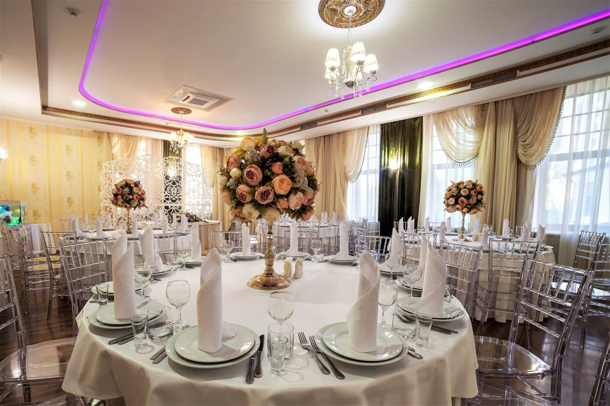 Итальянский зал Империя