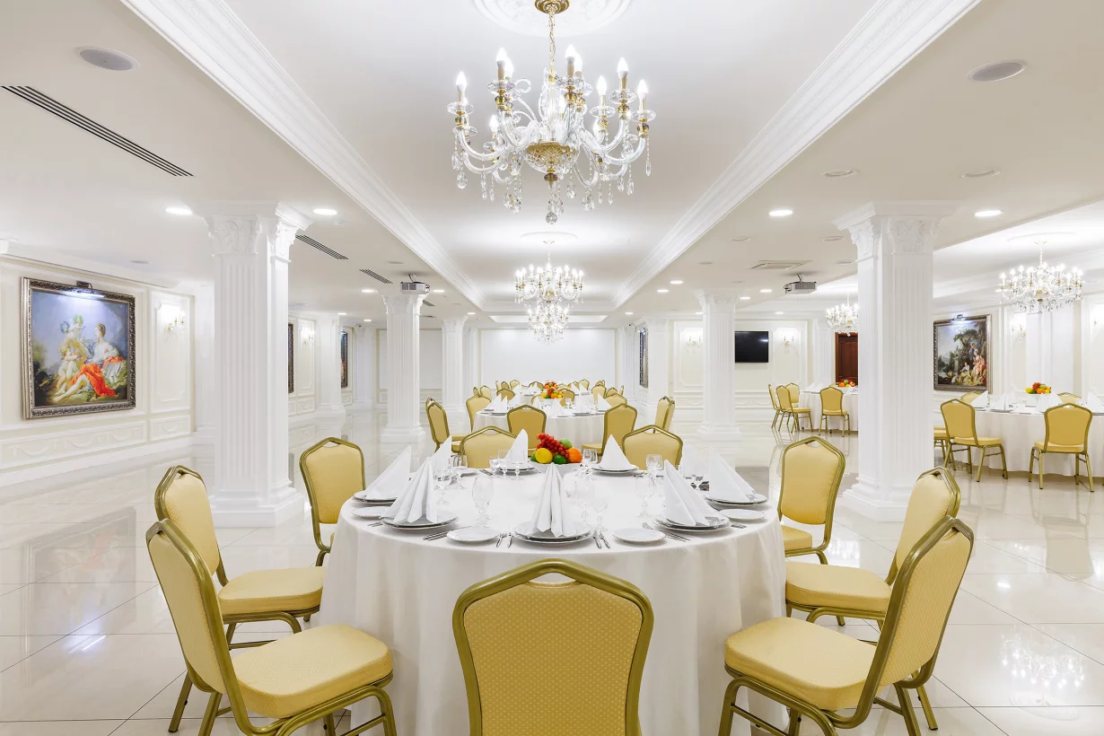 Банкетный зал версаль западный пер 5 фото Банкетный зал версаль западный пер 5 фото