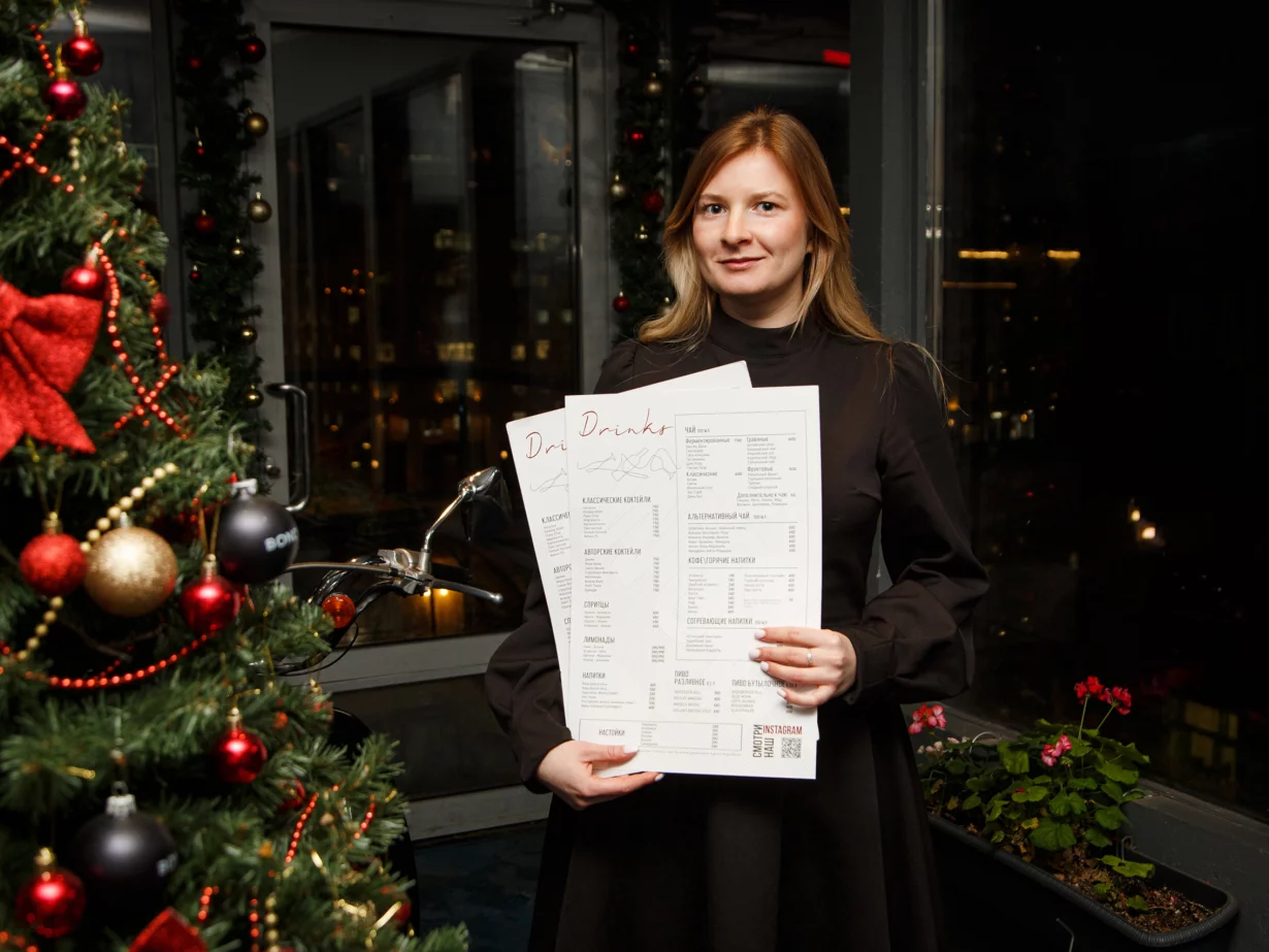 Интерьер/Экстерьер/Банкетная зона/Бар/Стол для двоих/Вход/Главный зал/Lounge зона лаунж Wow Moscow Lounge фото