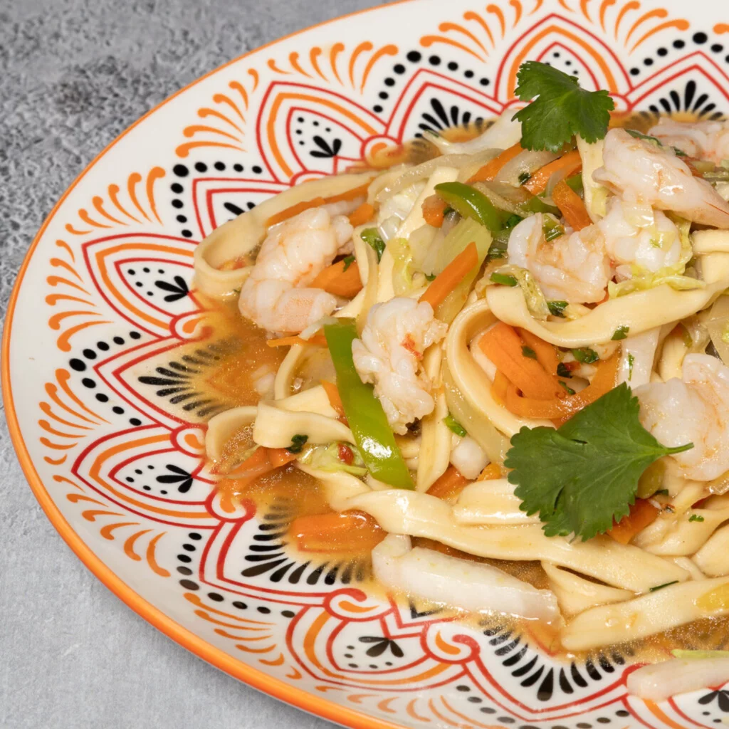 Интерьер/Экстерьер/Банкетная зона/Бар/Стол для двоих/Вход/Главный зал/Lounge зона ресторан Первая лапшичная стрит фото