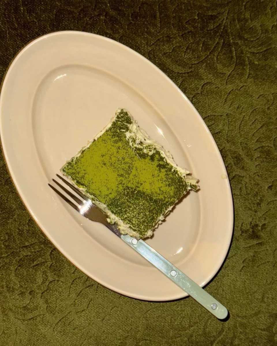 Интерьер/Экстерьер/Банкетная зона/Бар/Стол для двоих/Вход/Главный зал/Lounge зона кафе Кусацу фото