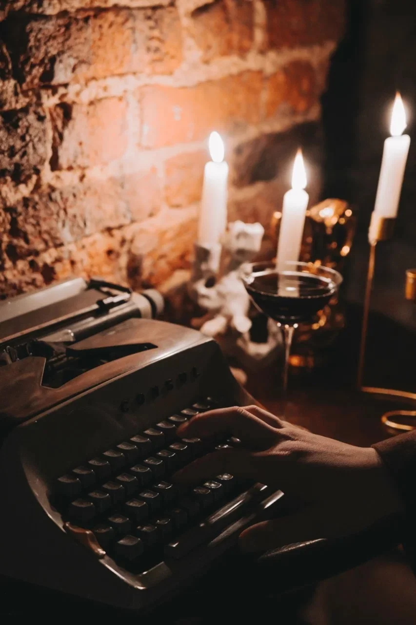 Интерьер/Экстерьер/Банкетная зона/Бар/Стол для двоих/Вход/Главный зал/Lounge зона бар Апартаменты № 159 фото