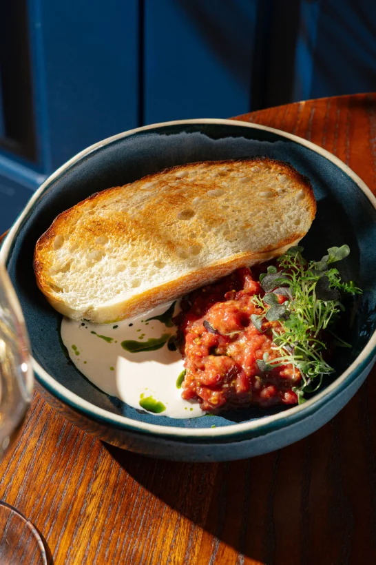 Интерьер/Экстерьер/Банкетная зона/Бар/Стол для двоих/Вход/Главный зал/Lounge зона ресторан Sapori di Italia фото