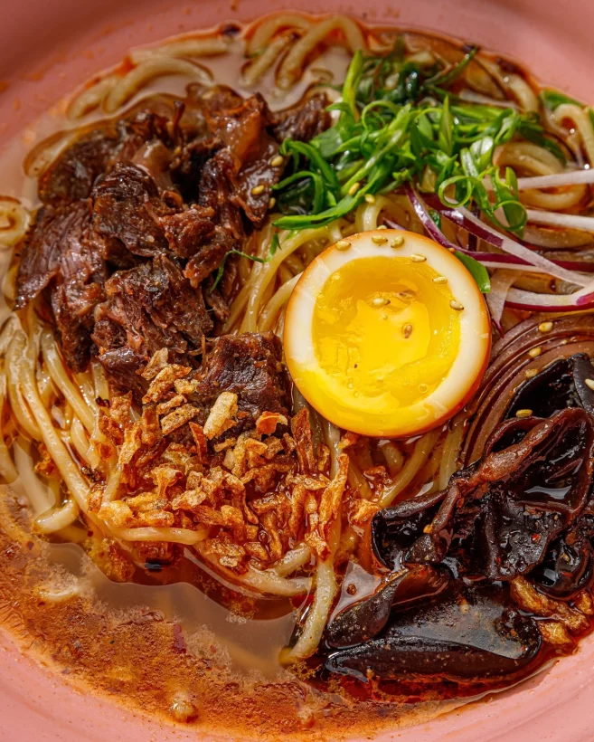 Интерьер/Экстерьер/Банкетная зона/Бар/Стол для двоих/Вход/Главный зал/Lounge зона корнер Тай Китай фото