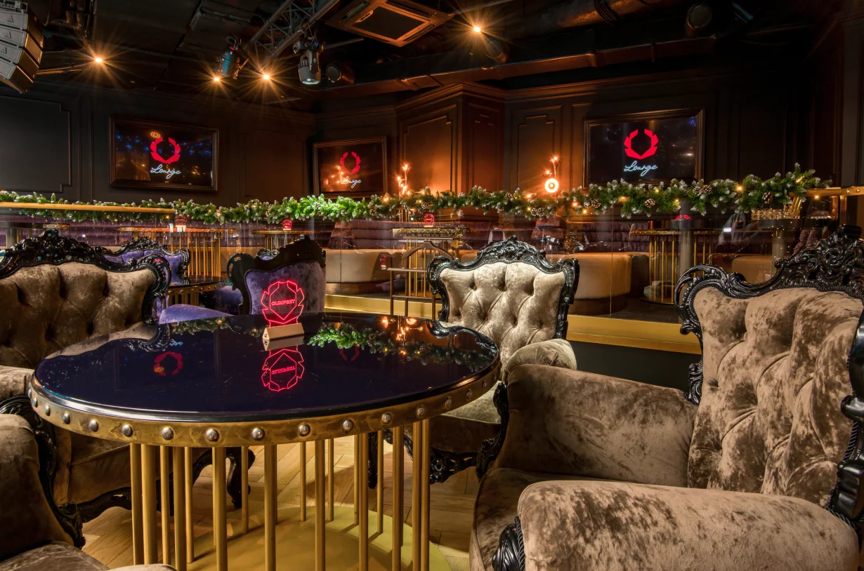 Интерьер/Экстерьер/Банкетная зона/Бар/Стол для двоих/Вход/Главный зал/Lounge зона ресторанный комплекс Olimpbet Lounge фото