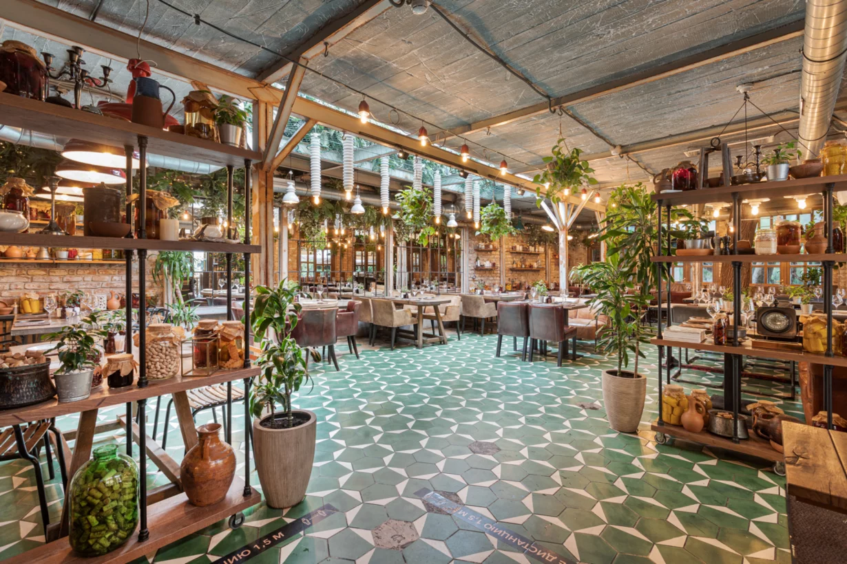 Интерьер/Экстерьер/Банкетная зона/Бар/Стол для двоих/Вход/Главный зал/Lounge зона ресторан DiDi фото