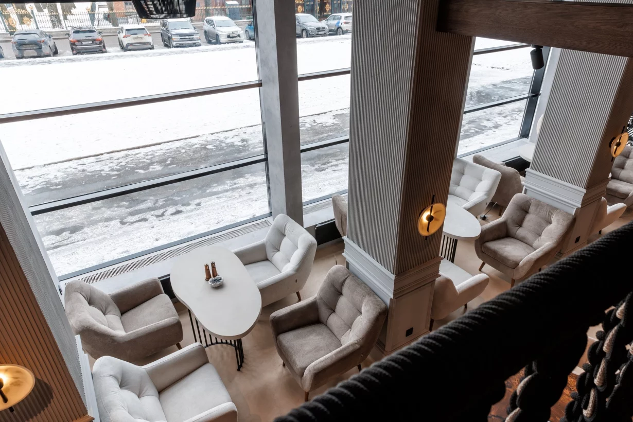 Интерьер/Экстерьер/Банкетная зона/Бар/Стол для двоих/Вход/Главный зал/Lounge зона ресторан Code фото