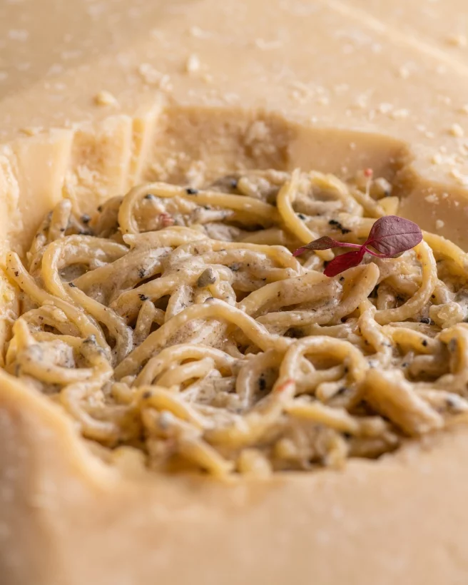 Интерьер/Экстерьер/Банкетная зона/Бар/Стол для двоих/Вход/Главный зал/Lounge зона ресторан Паста в голове фото