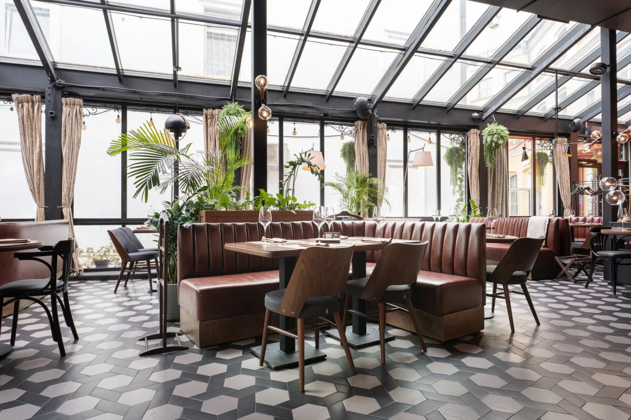 Интерьер/Экстерьер/Банкетная зона/Бар/Стол для двоих/Вход/Главный зал/Lounge зона ресторан Steak It Easy фото