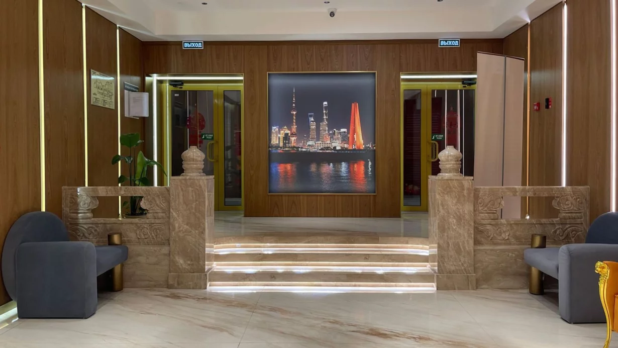 Интерьер/Экстерьер/Банкетная зона/Бар/Стол для двоих/Вход/Главный зал/Lounge зона ресторан Шанхай фото