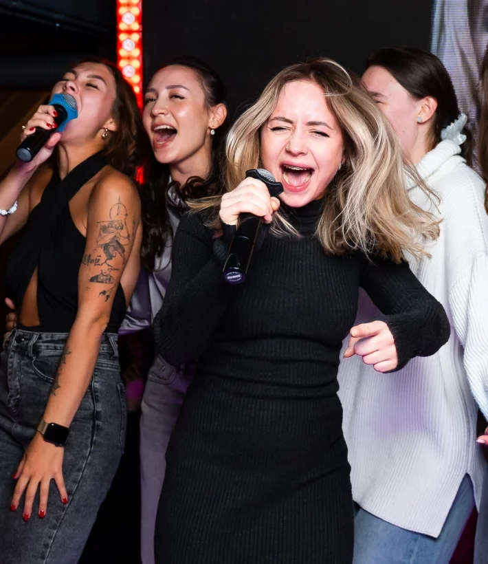 Интерьер/Экстерьер/Банкетная зона/Бар/Стол для двоих/Вход/Главный зал/Lounge зона ресторан Хачо и Пури фото