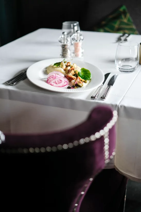 Интерьер/Экстерьер/Банкетная зона/Бар/Стол для двоих/Вход/Главный зал/Lounge зона ресторан Бабель фото