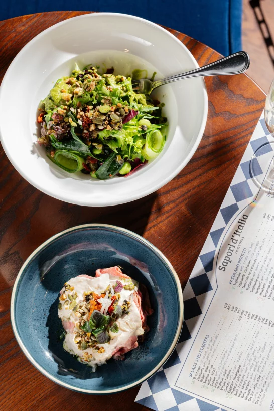 Интерьер/Экстерьер/Банкетная зона/Бар/Стол для двоих/Вход/Главный зал/Lounge зона ресторан Sapori di Italia фото