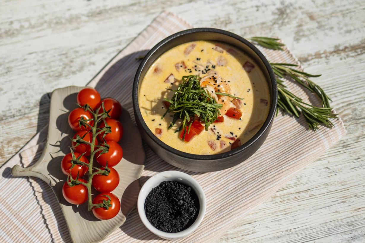 Интерьер/Экстерьер/Банкетная зона/Бар/Стол для двоих/Вход/Главный зал/Lounge зона ресторан Sadu фото