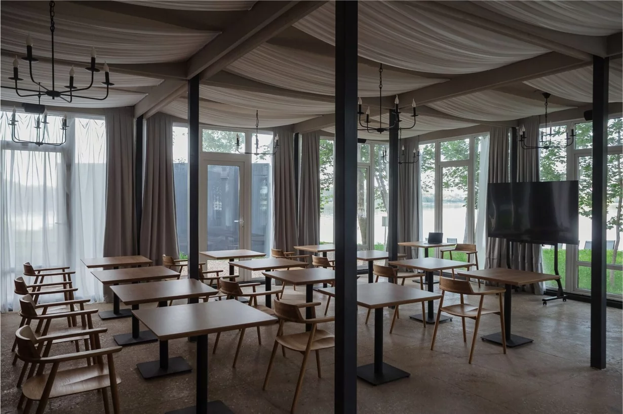 Интерьер/Экстерьер/Банкетная зона/Бар/Стол для двоих/Вход/Главный зал/Lounge зона ресторан Берег желаний фото