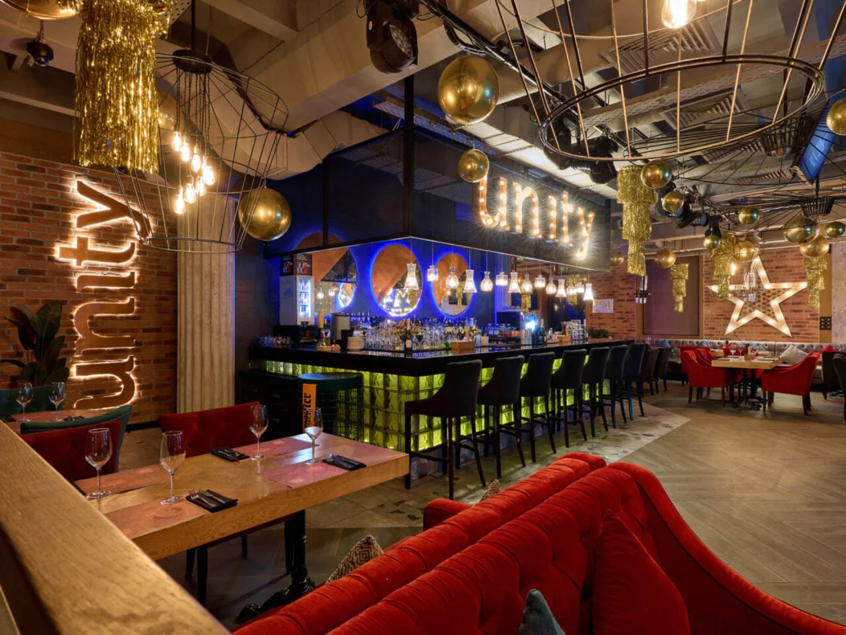 Основной зал Unity Petrogradka