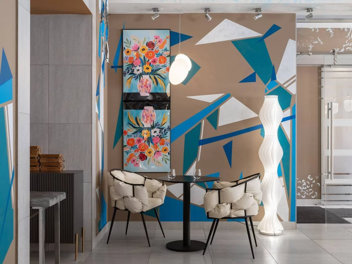 Интерьер/Экстерьер/Банкетная зона/Бар/Стол для двоих/Вход/Главный зал/Lounge зона ресторан RoseMary фото