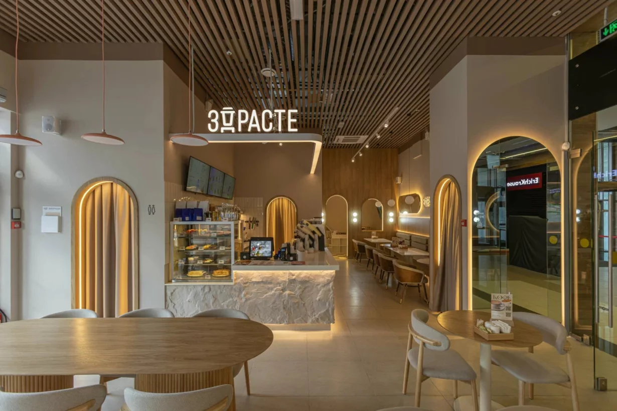 Интерьер/Экстерьер/Банкетная зона/Бар/Стол для двоих/Вход/Главный зал/Lounge зона кафе Здрасте фото
